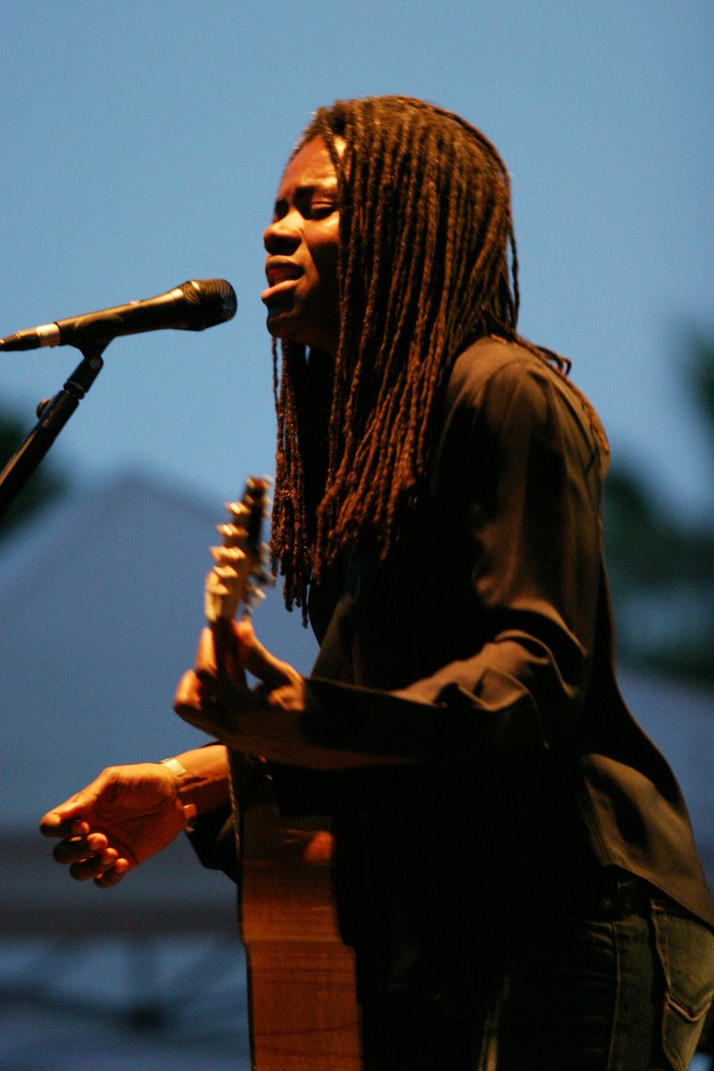 Tracy Chapman Fast Car acordes